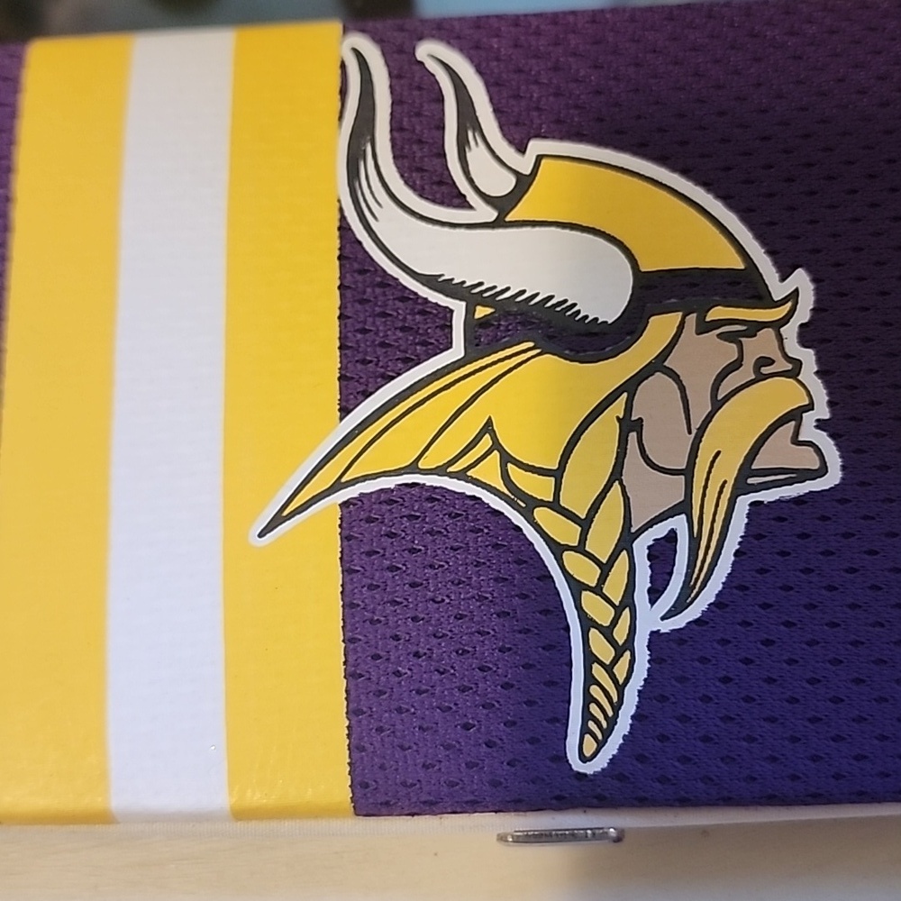 NFL Minnesota Vikings Licensed  Mesh Wallet 7-1/8"lx 4x 3/4 Little Earth 🏈